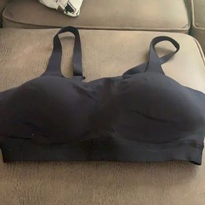 Lululemon wirefree sport bra